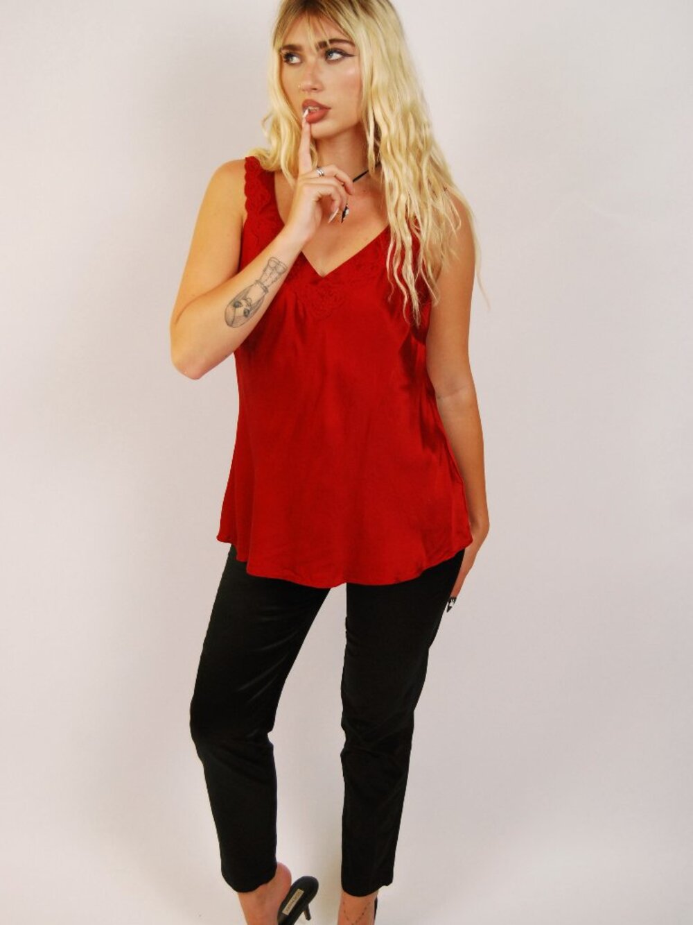 Y2K Silk Tank Top (L) large red vintage womens flowy v-neck preppy chic office